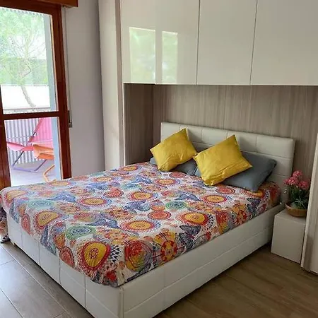 Pineta Holidays Apartman
